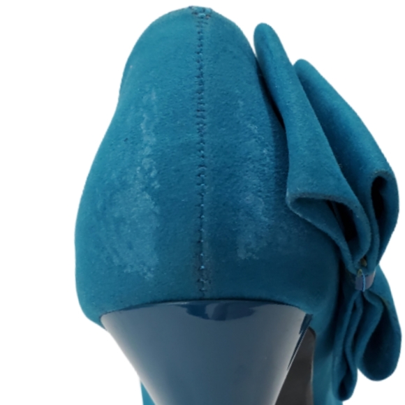 Qupid Neutral Teal Velvet Platform Stiletto Pump - Picture 8 of 8